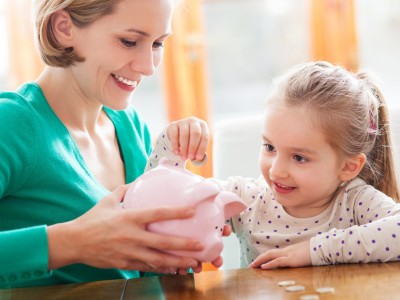 6 moduri de a-i invata pe copii valoarea banilor